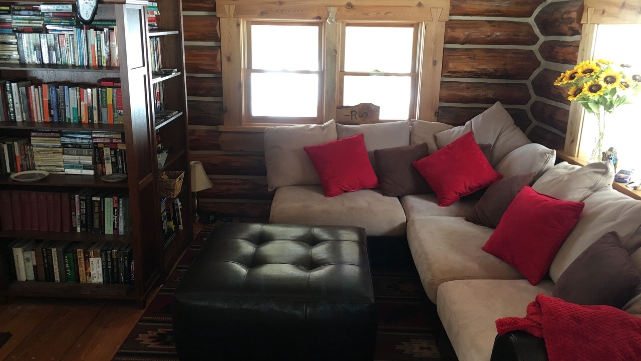 Photo of Livingroom in Condon
