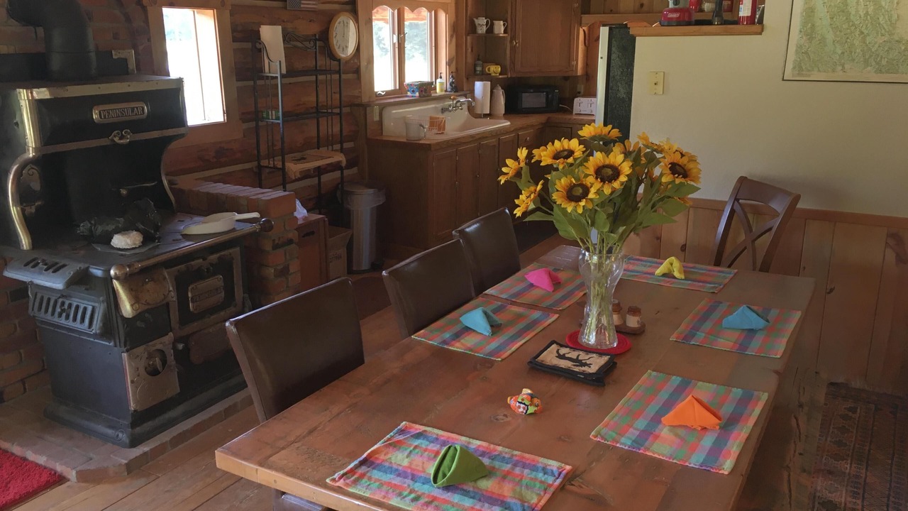 Photo of Livingroom in Condon