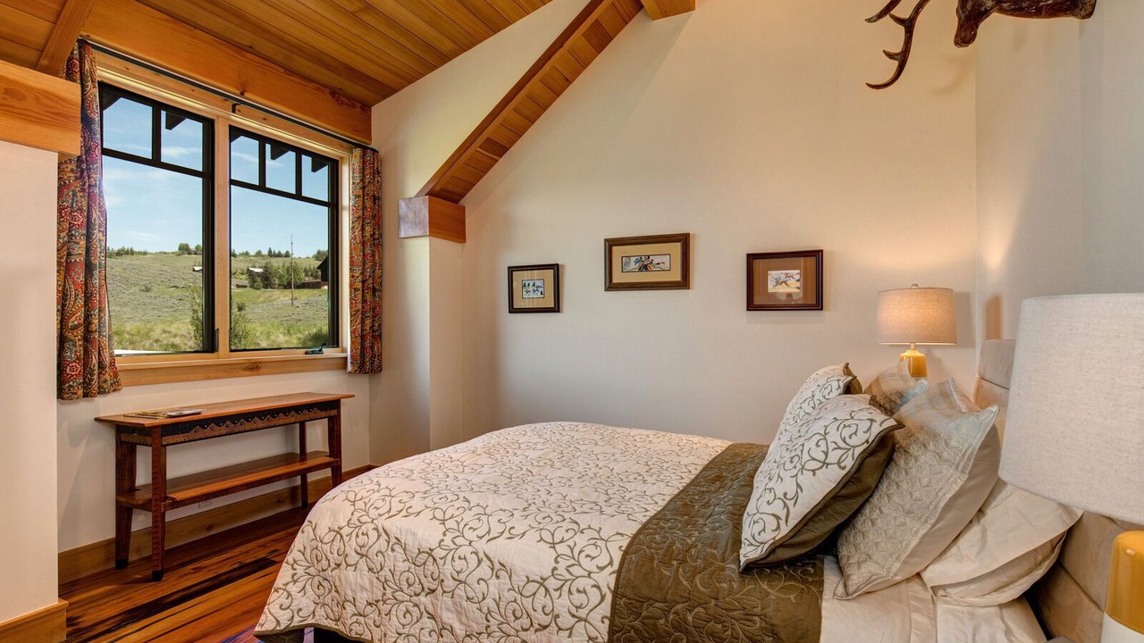 Photo of Bedroom in North Gros Ventre