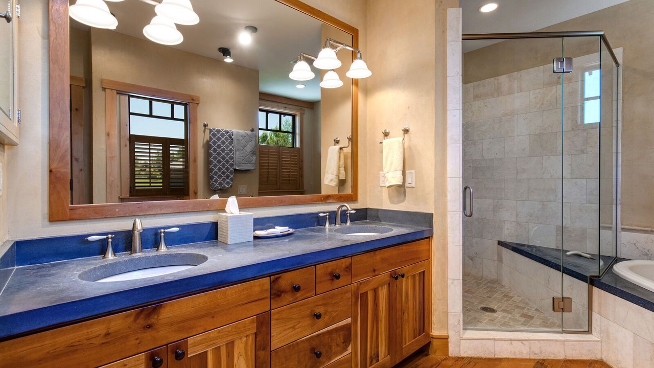 Photo of Bathroom in North Gros Ventre