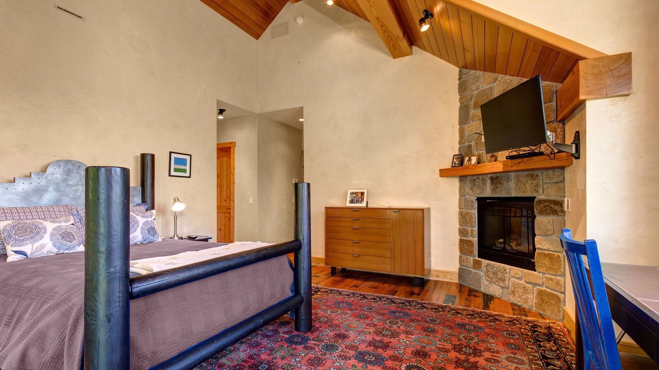 Photo of Bedroom in North Gros Ventre