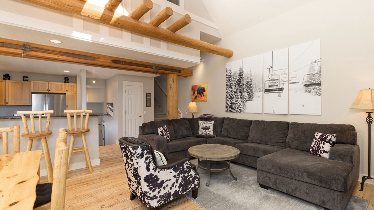 Photo of Livingroom in Saddle Ridge