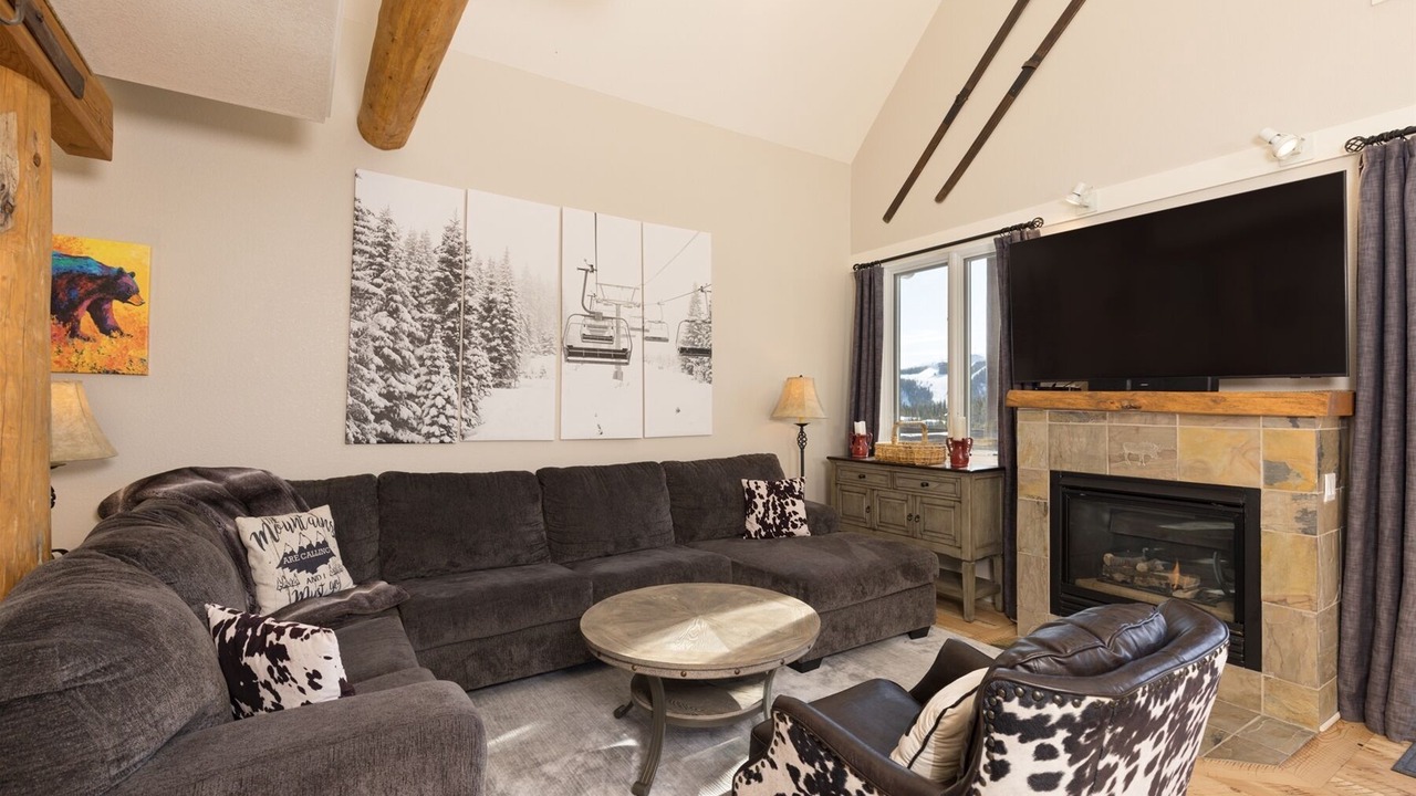 Photo of Livingroom in Saddle Ridge
