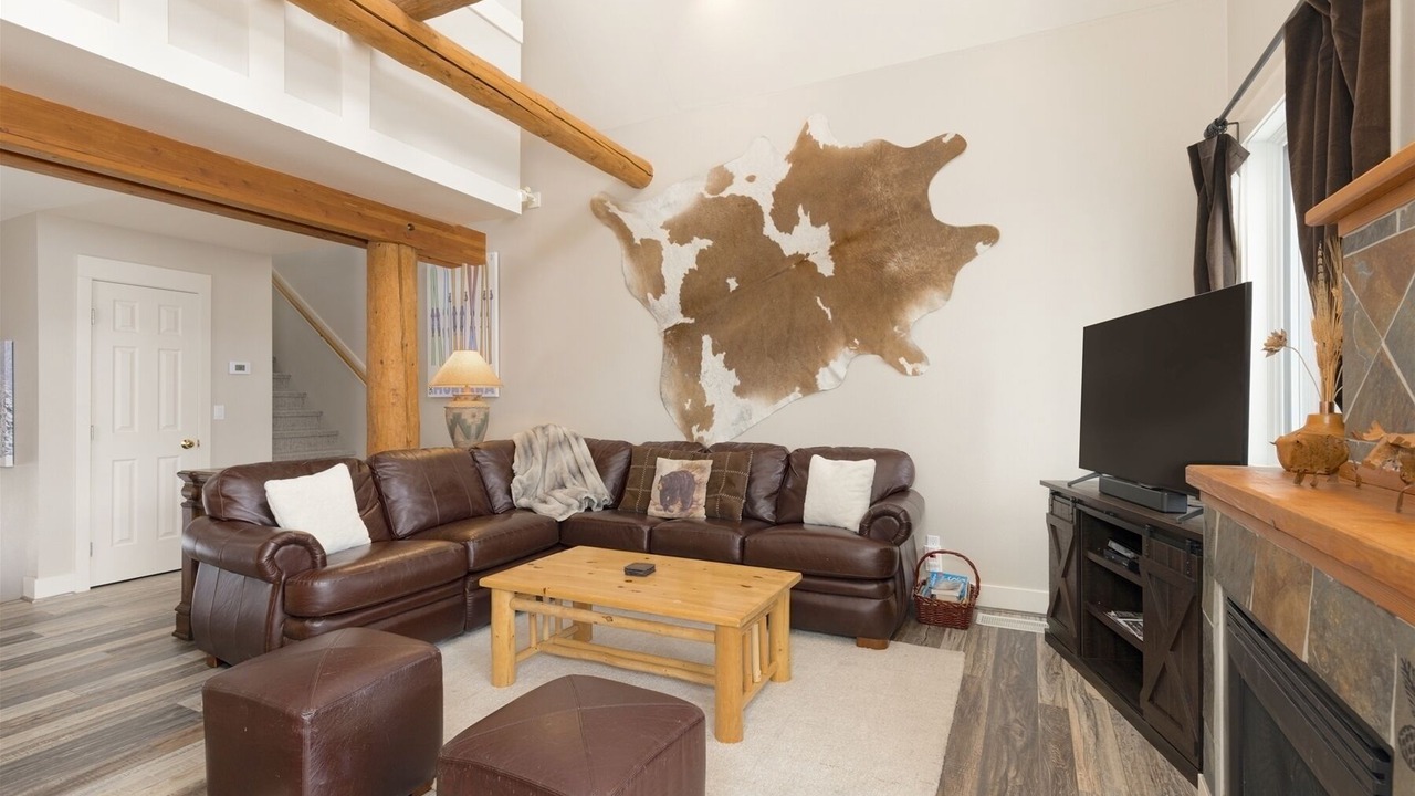 Photo of Livingroom in Saddle Ridge