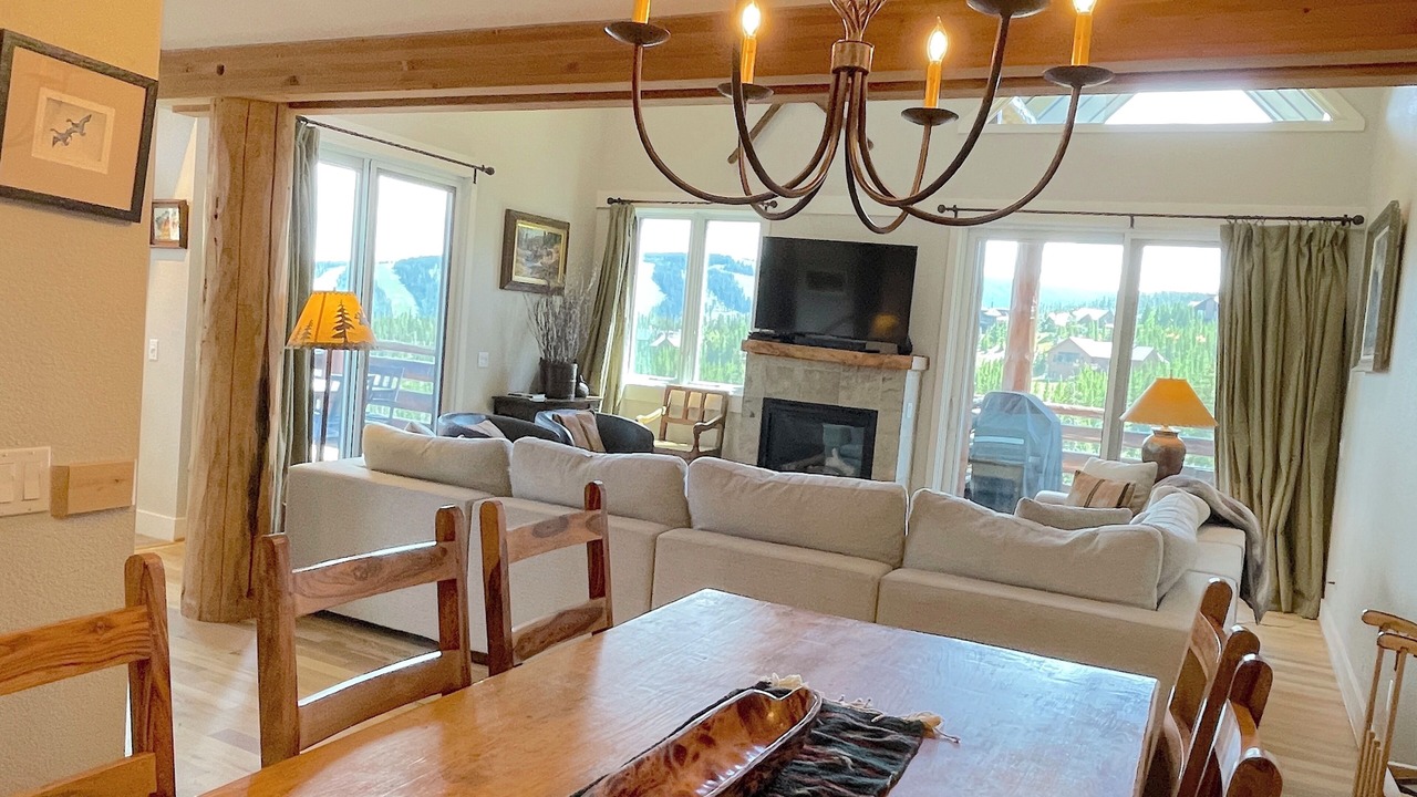 Photo of Bedroom in Saddle Ridge