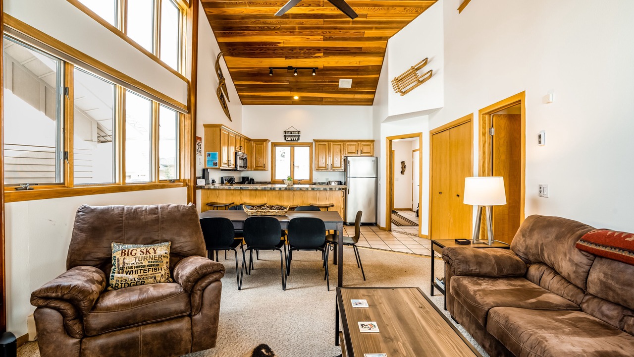 Photo of Livingroom in Big Horn