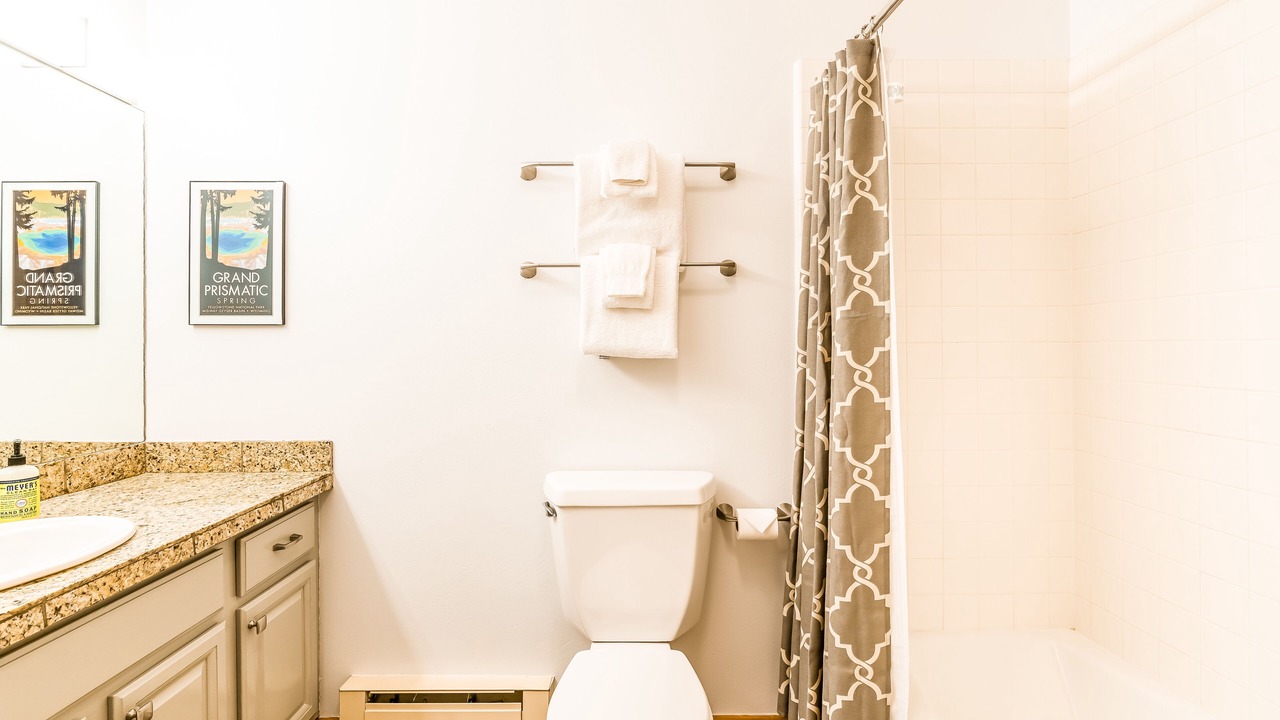 Photo of Bathroom in Big Horn