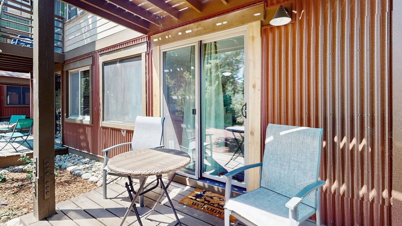 Photo of Patio Balcony in Four O'Clock