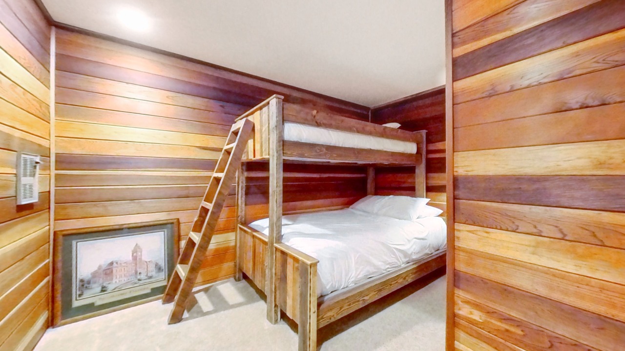 Photo of Bedroom in Big Sky
