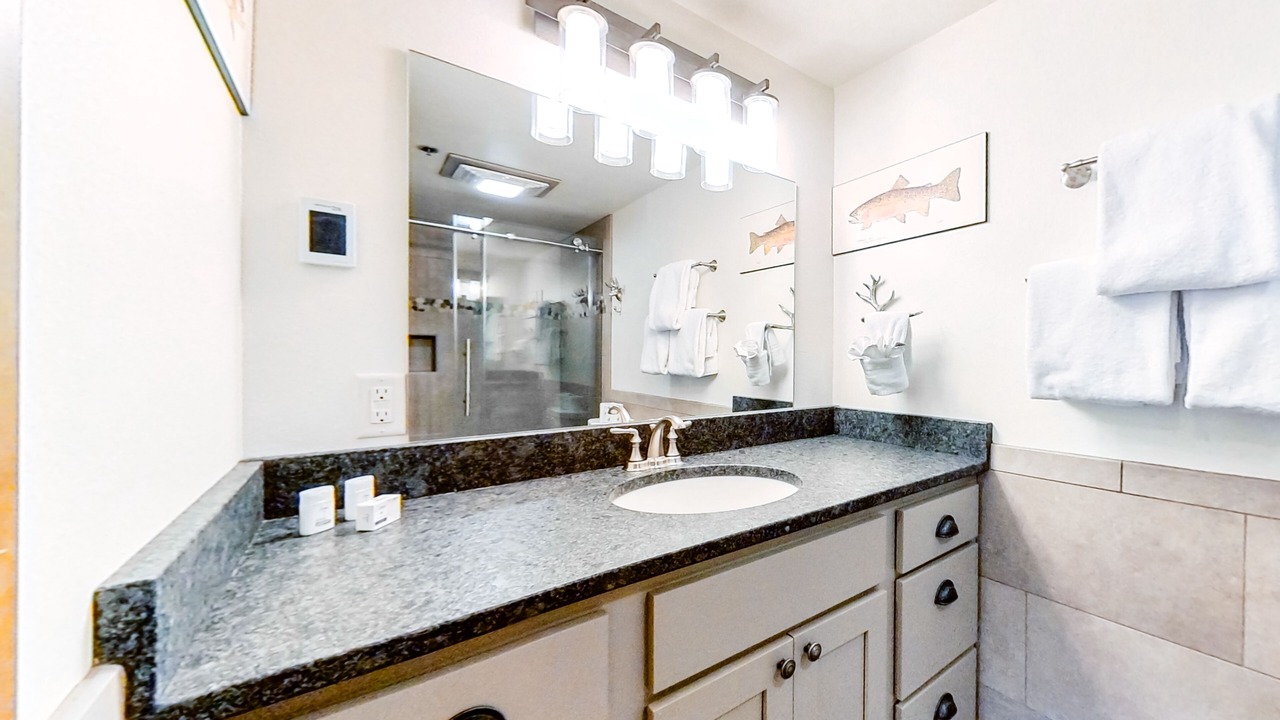 Photo of Bathroom in Big Sky