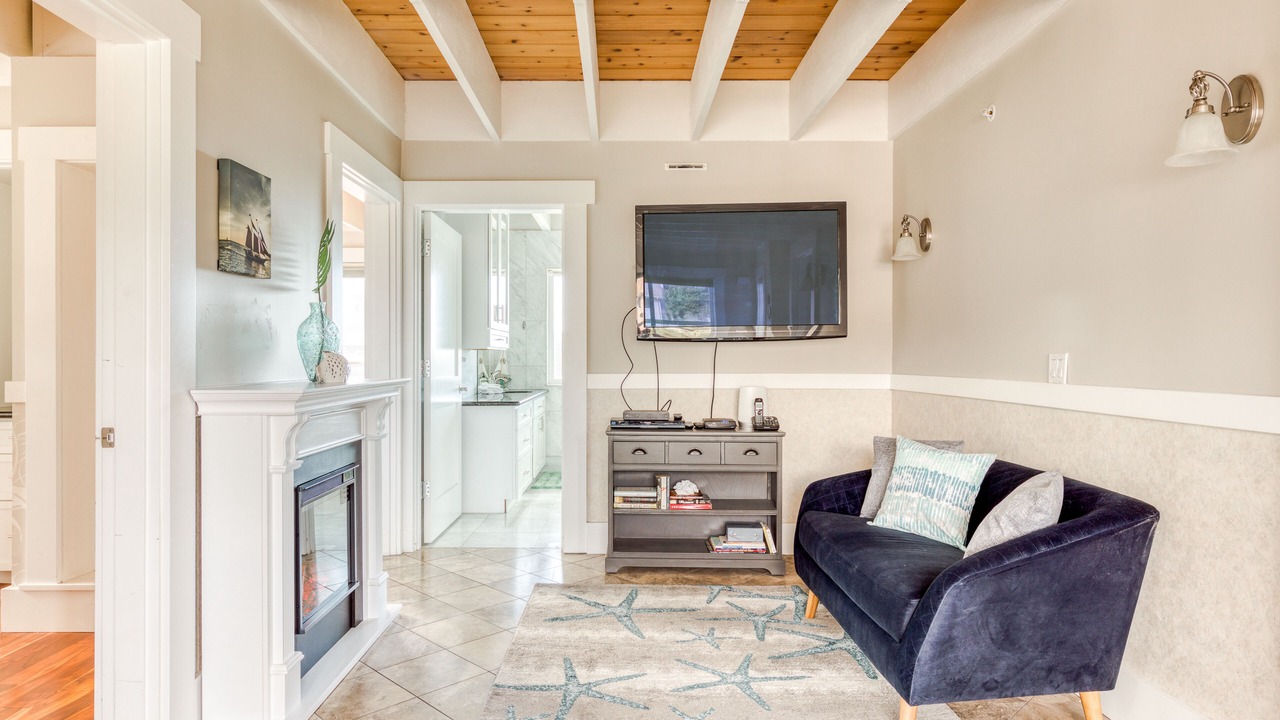 Photo of Livingroom in Cape Meares