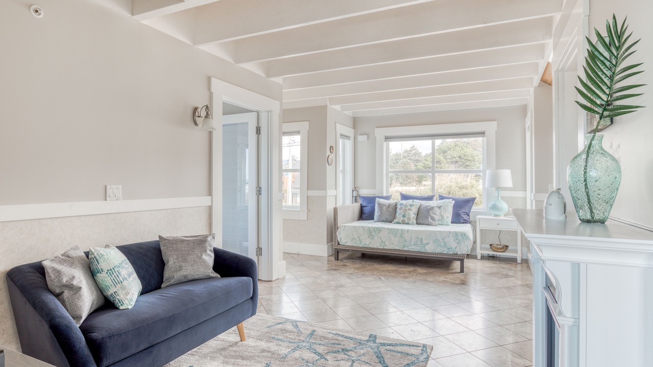 Photo of Livingroom in Cape Meares