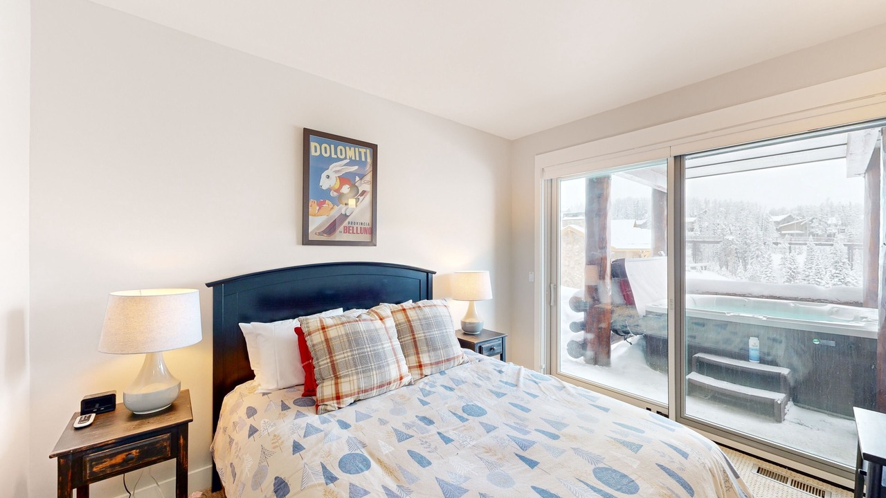 Photo of Bedroom in Saddle Ridge