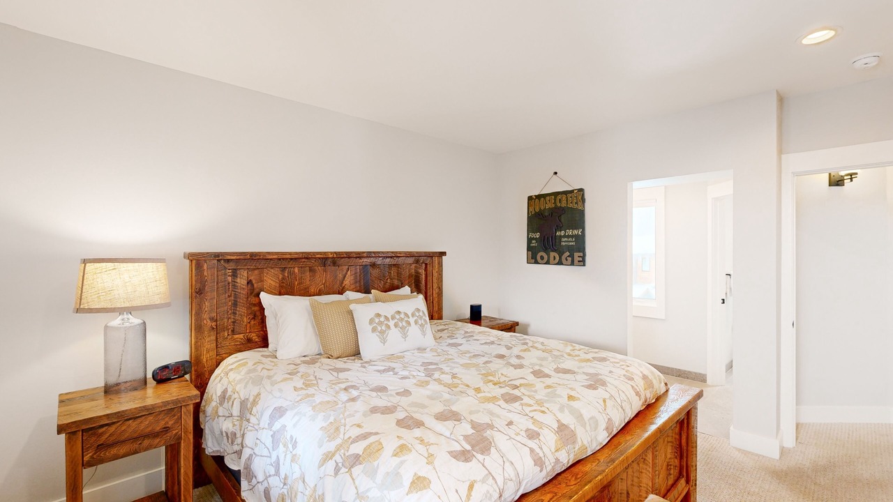 Photo of Bedroom in Saddle Ridge