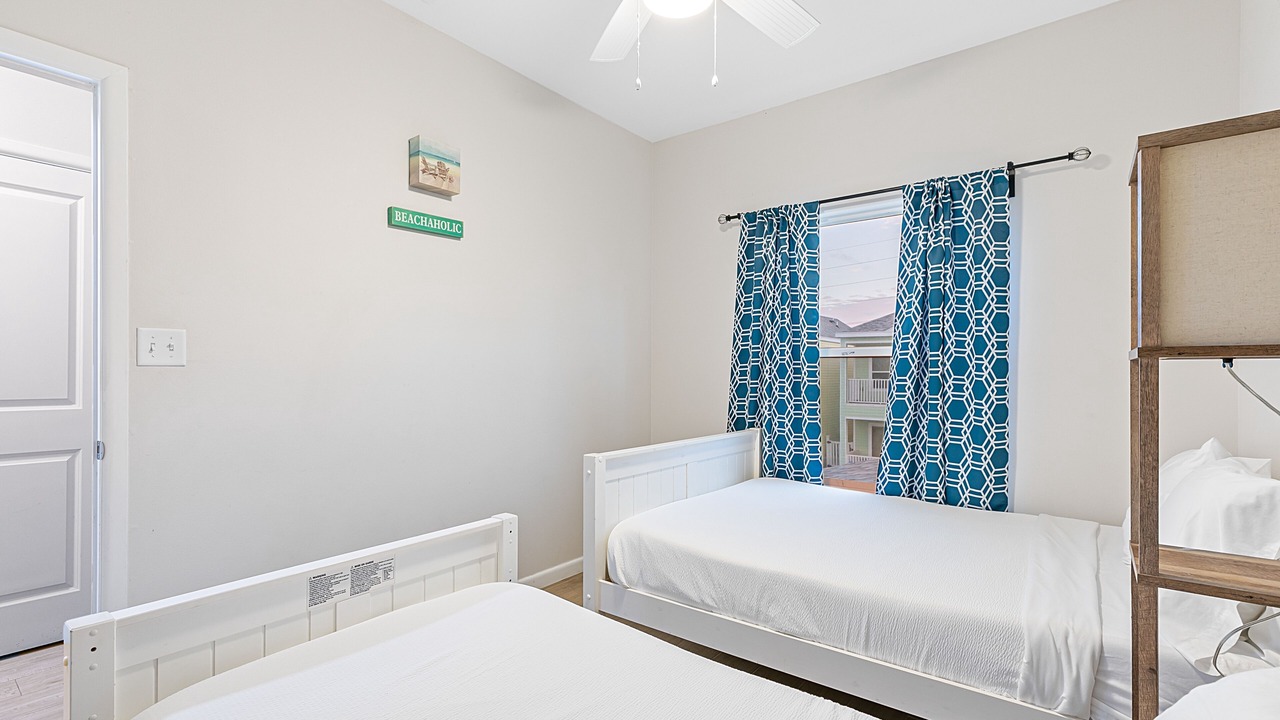 Photo of Bedroom in Port Isabel