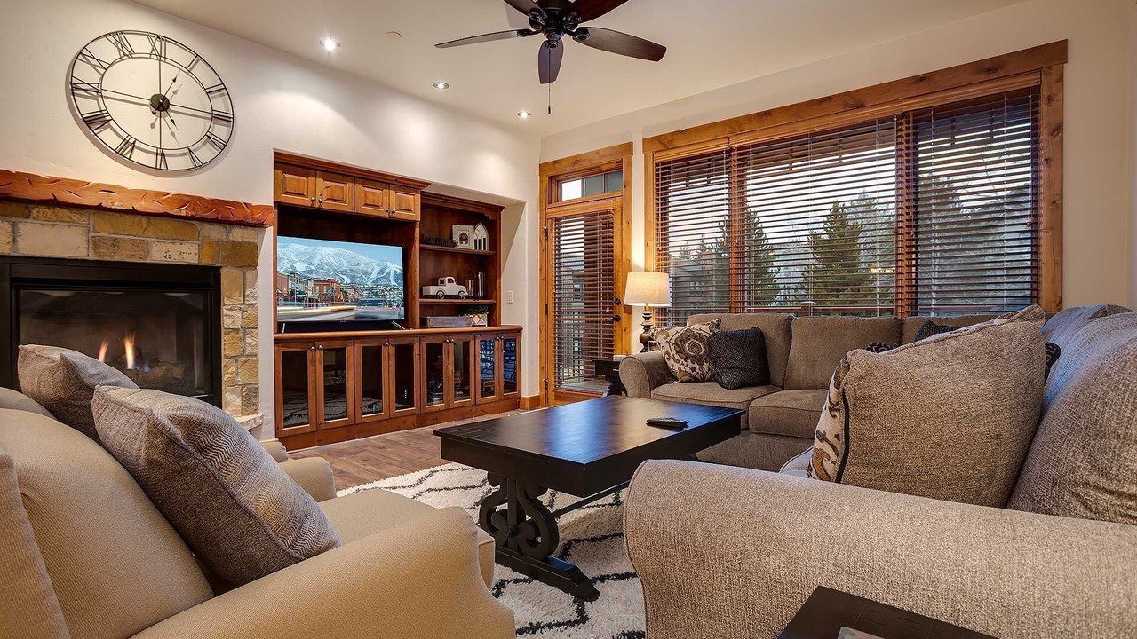 Photo of Livingroom in Steamboat Springs
