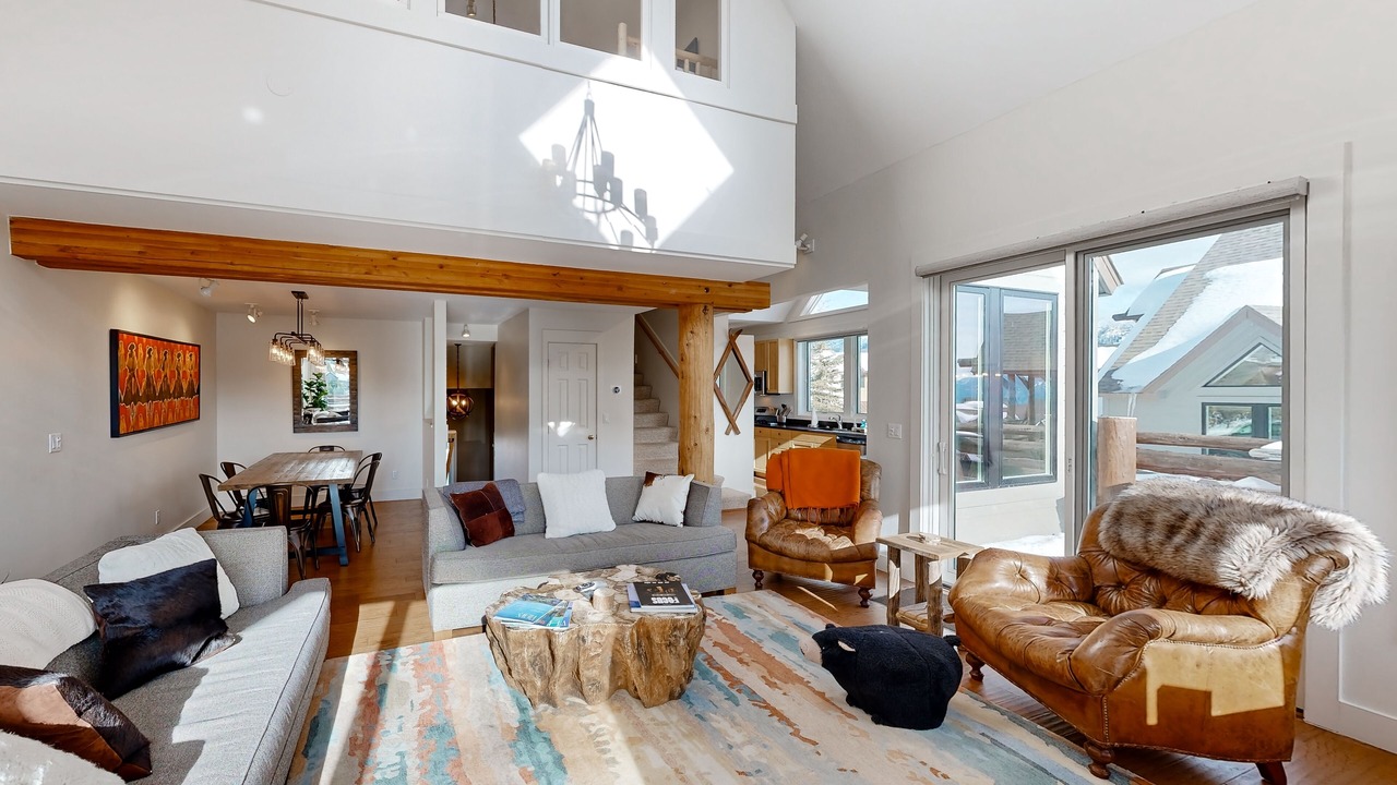 Photo of Livingroom in Saddle Ridge