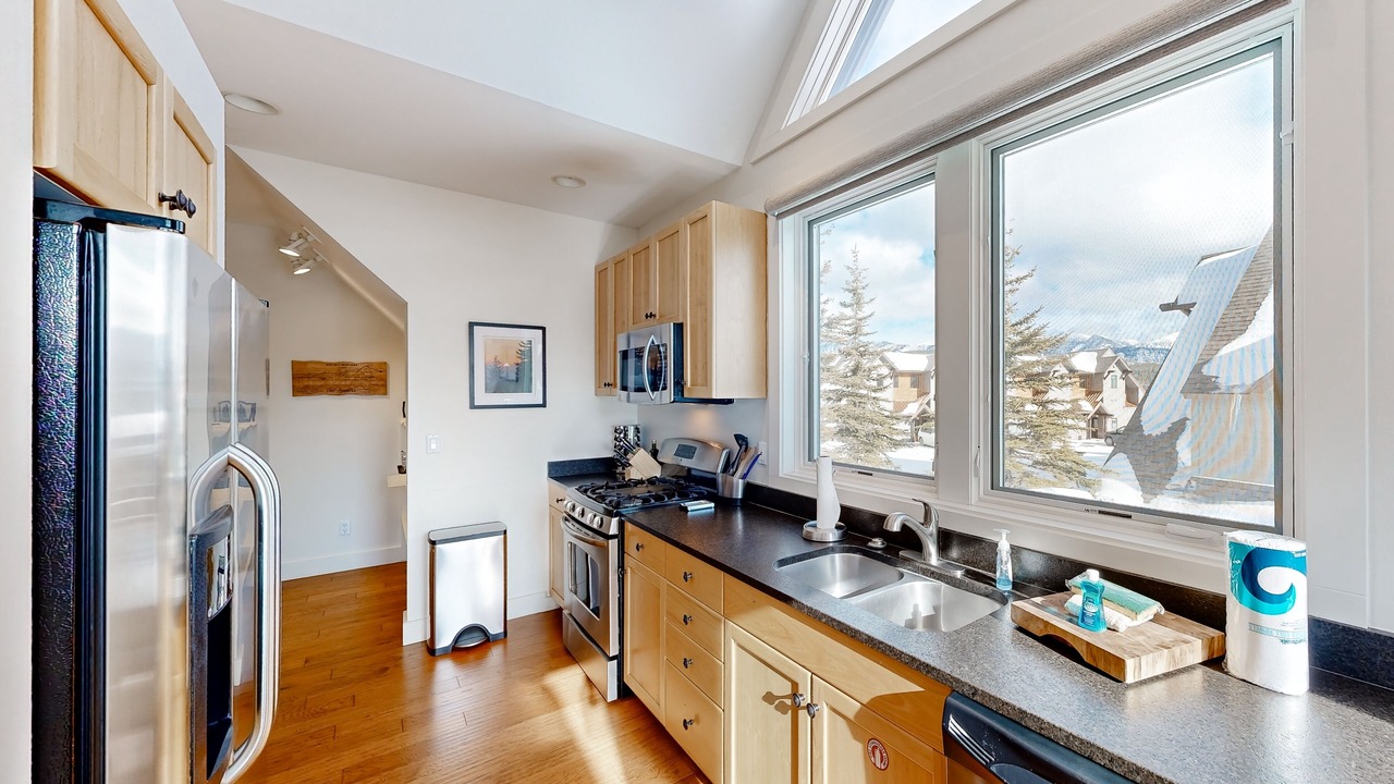 Photo of Kitchen in Saddle Ridge