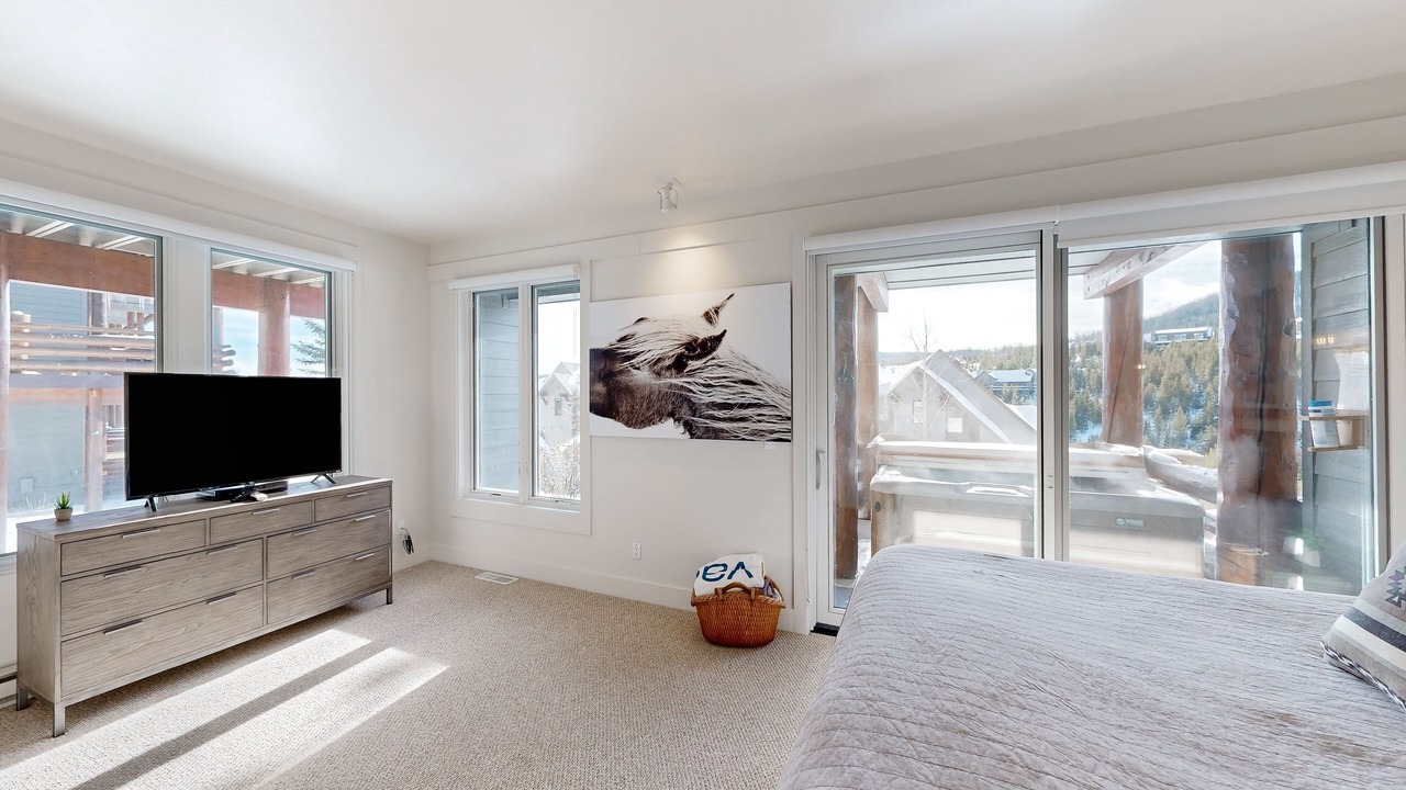 Photo of Bedroom in Saddle Ridge