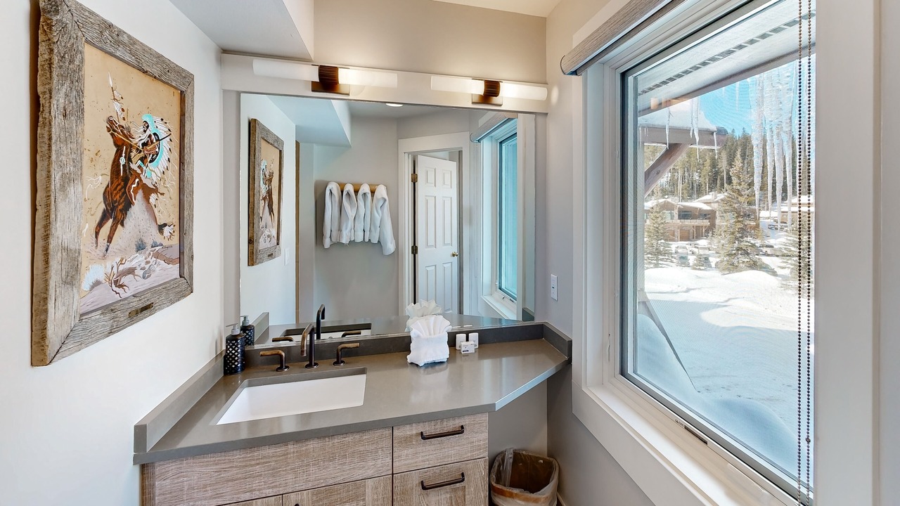Photo of Bathroom in Saddle Ridge