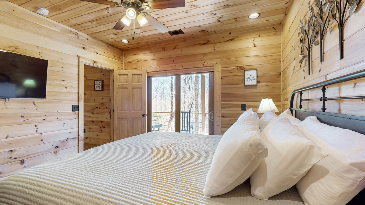Photo of Bedroom in Blue Ridge