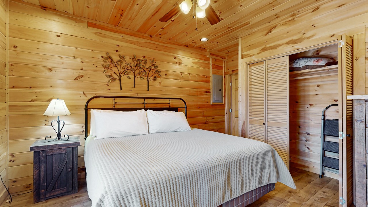 Photo of Bedroom in Blue Ridge