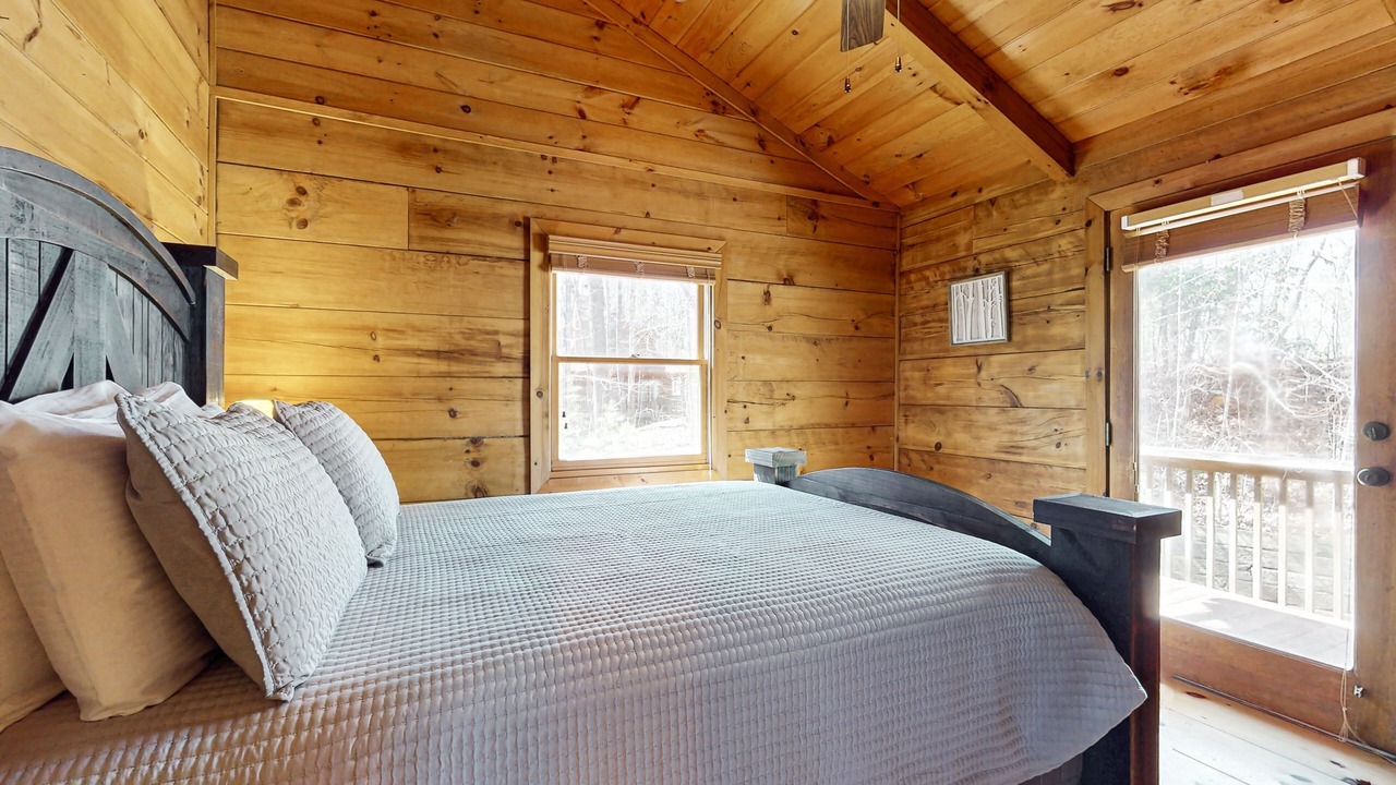 Photo of Bedroom in Blue Ridge