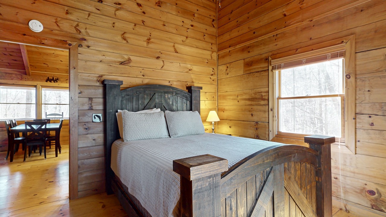Photo of Bedroom in Blue Ridge