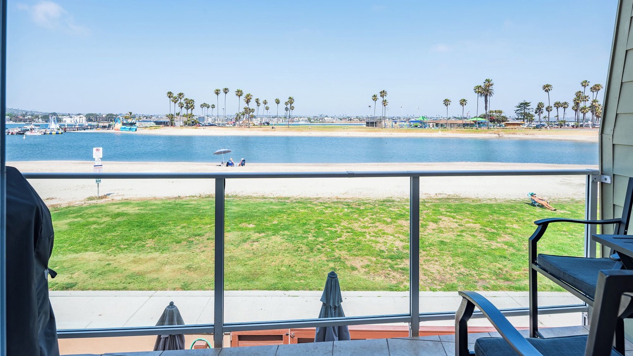Photo of Patio Balcony in Mission Beach