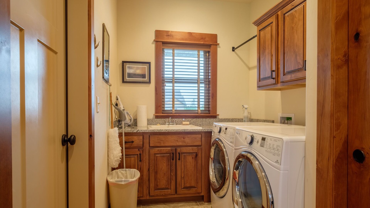 Photo of Bedroom in Four Corners