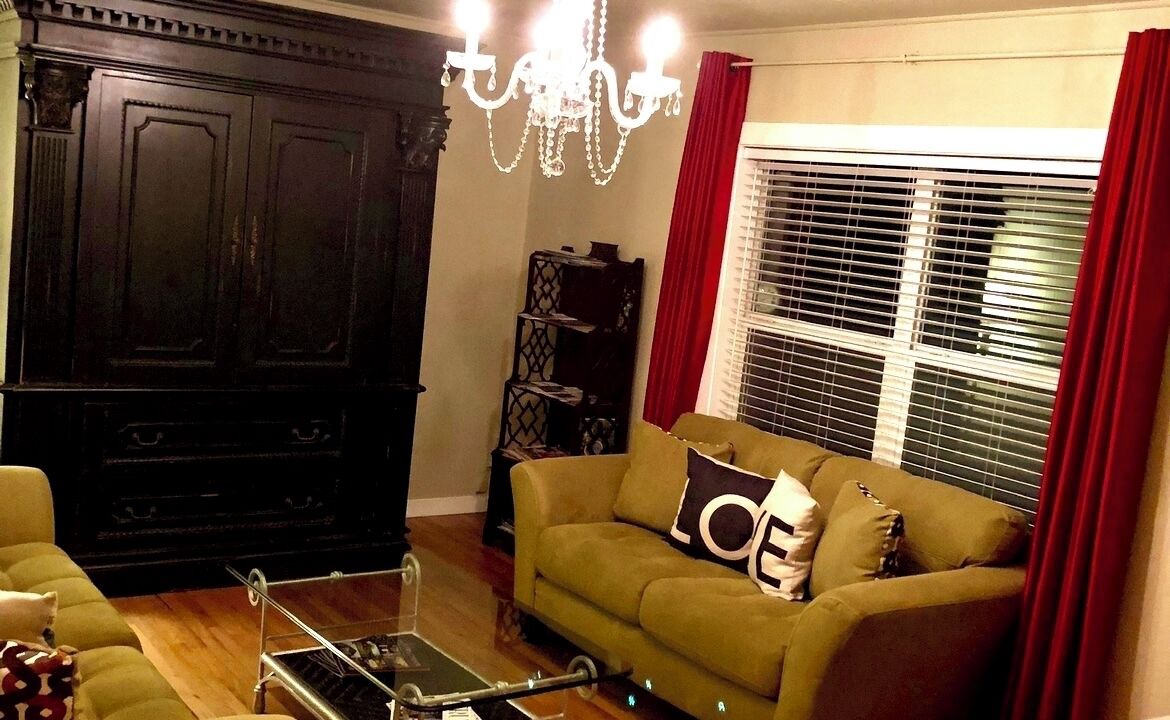 Photo of Livingroom in Stonewall