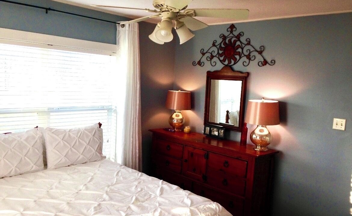 Photo of Bedroom in Stonewall