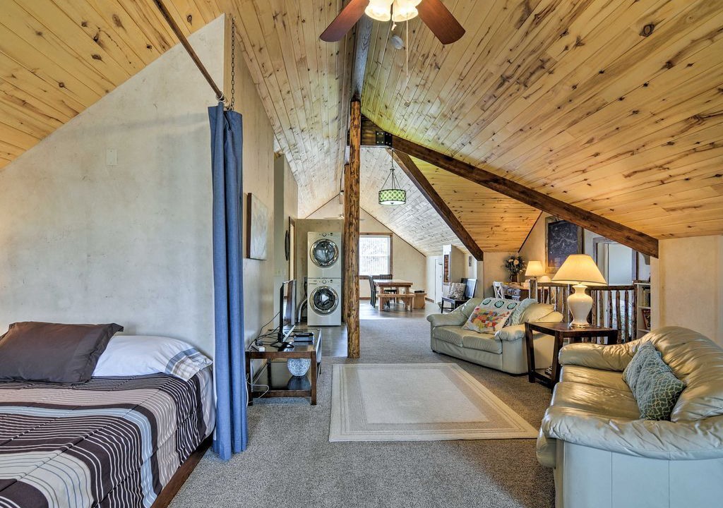 Photo of Bedroom in Henrieville