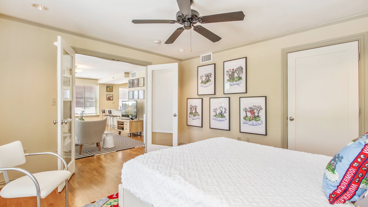 Photo of Bedroom in Midtown
