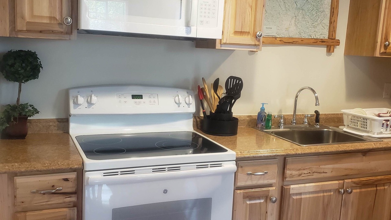 Photo of Kitchen in West Glacier