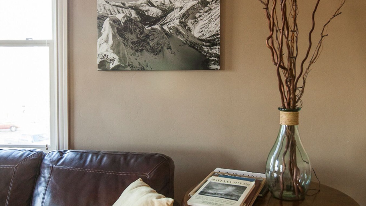 Photo of Livingroom in Riverfront