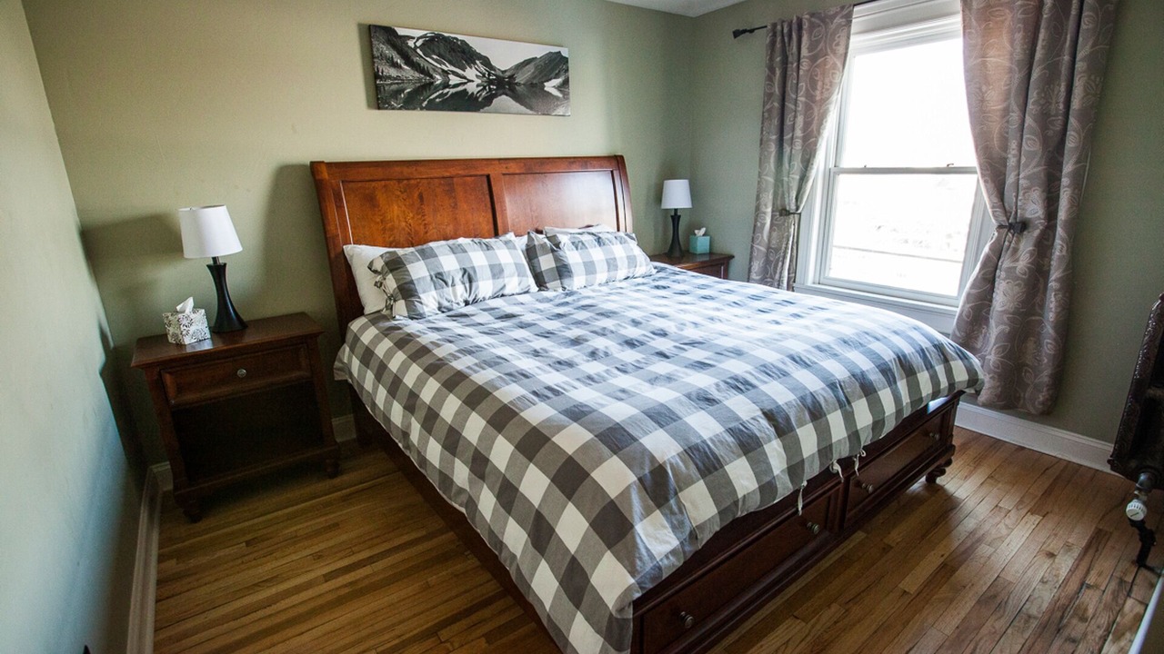 Photo of Bedroom in Riverfront