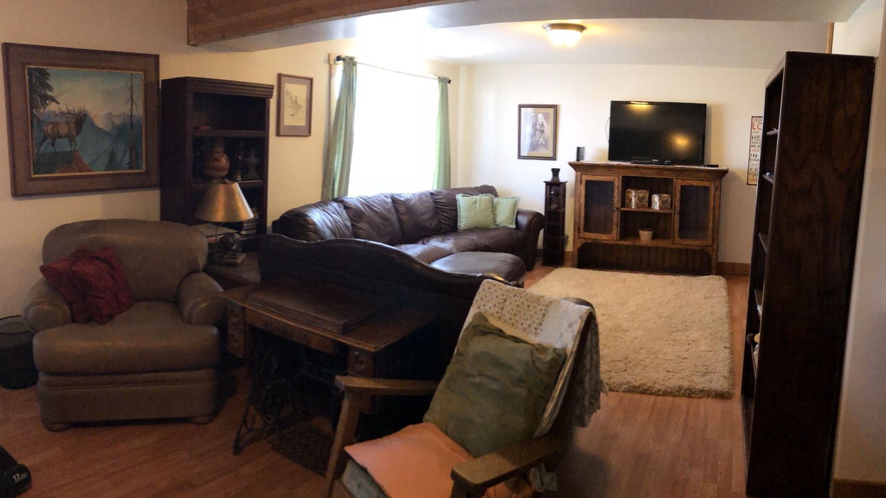 Photo of Livingroom in Cody