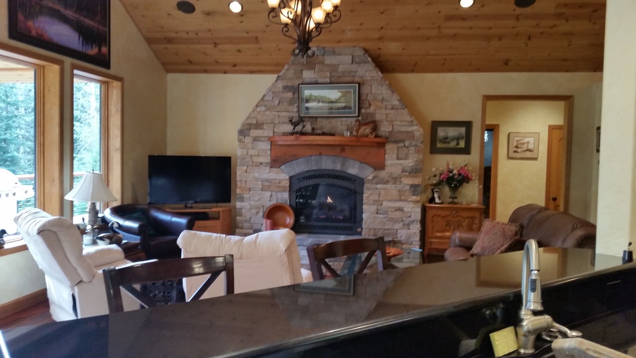 Photo of Livingroom in Columbia Falls