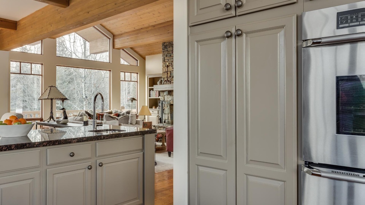 Photo of Kitchen in Elkhorn Village