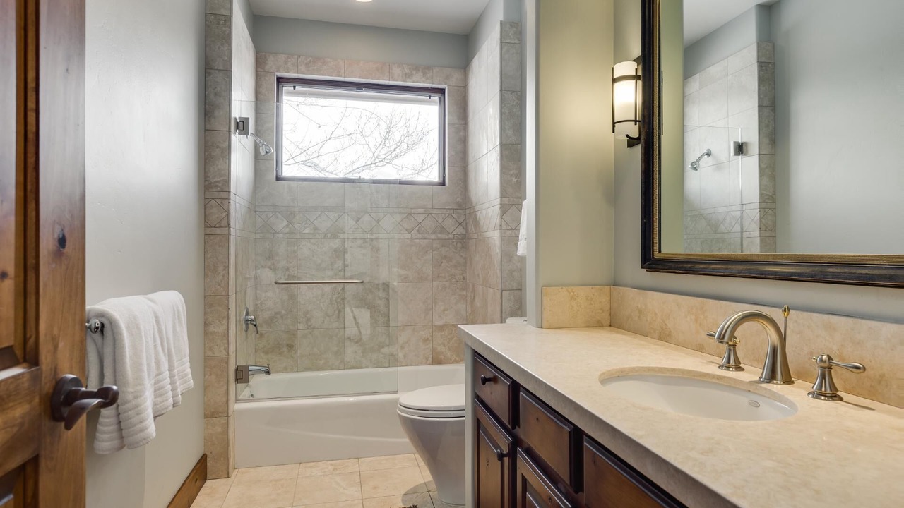 Photo of Bathroom in Elkhorn Village