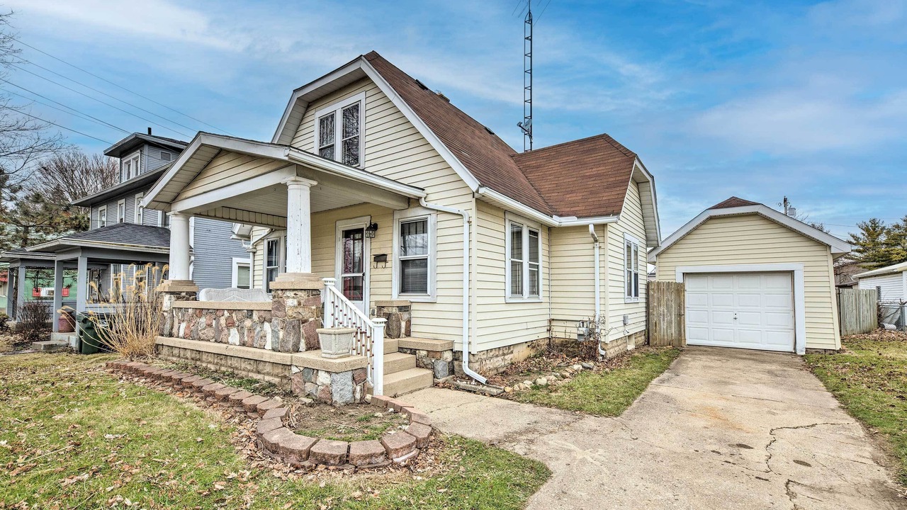 Photo of Outdoor in Urbana