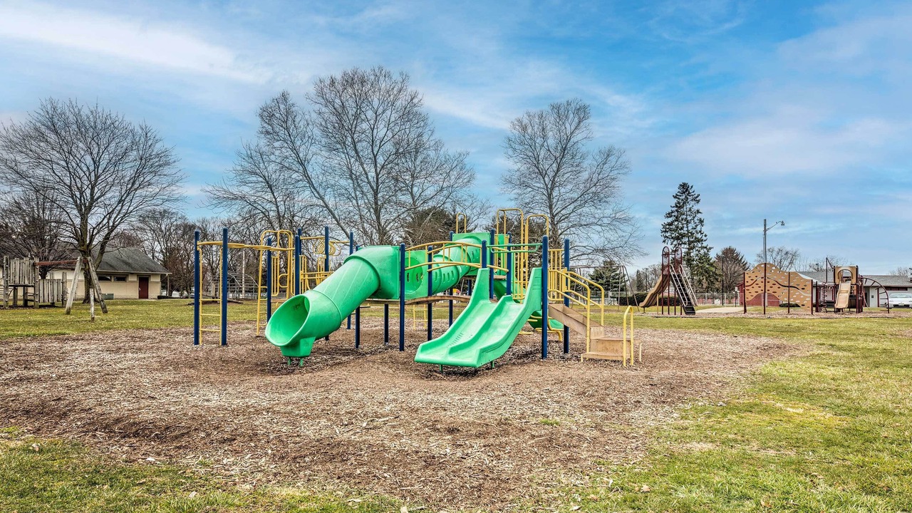 Photo of Others in Urbana