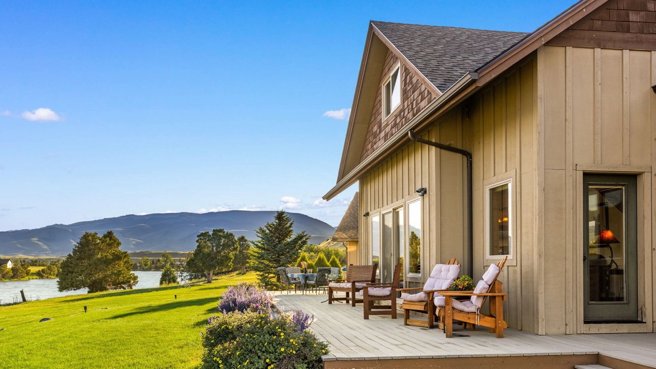 Photo of Patio Balcony in Emigrant