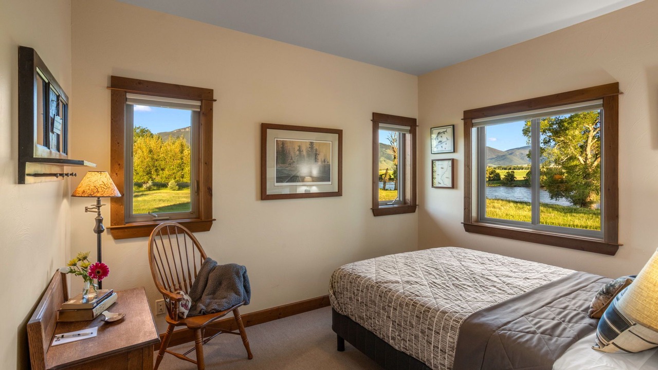 Photo of Bedroom in Emigrant
