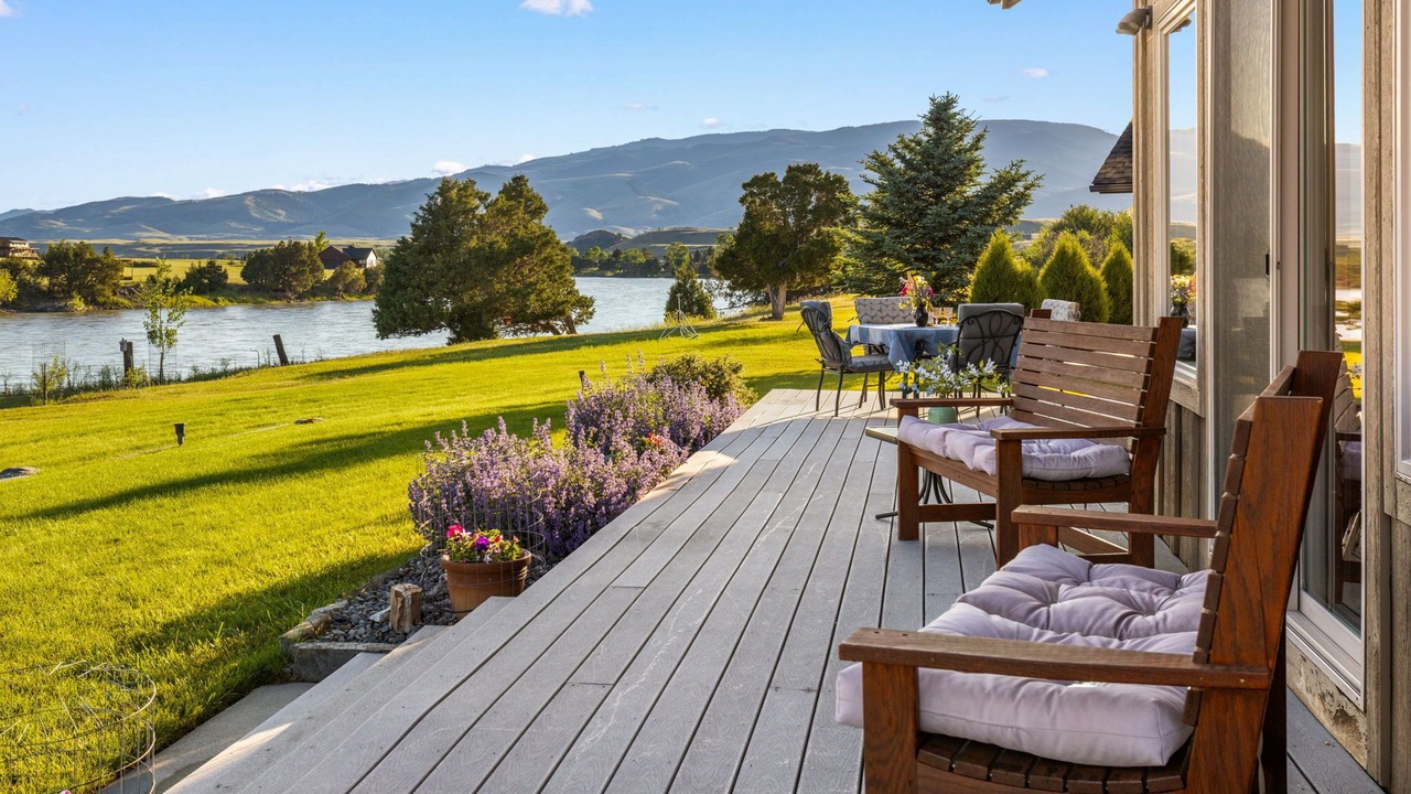 Photo of Outdoor in Emigrant