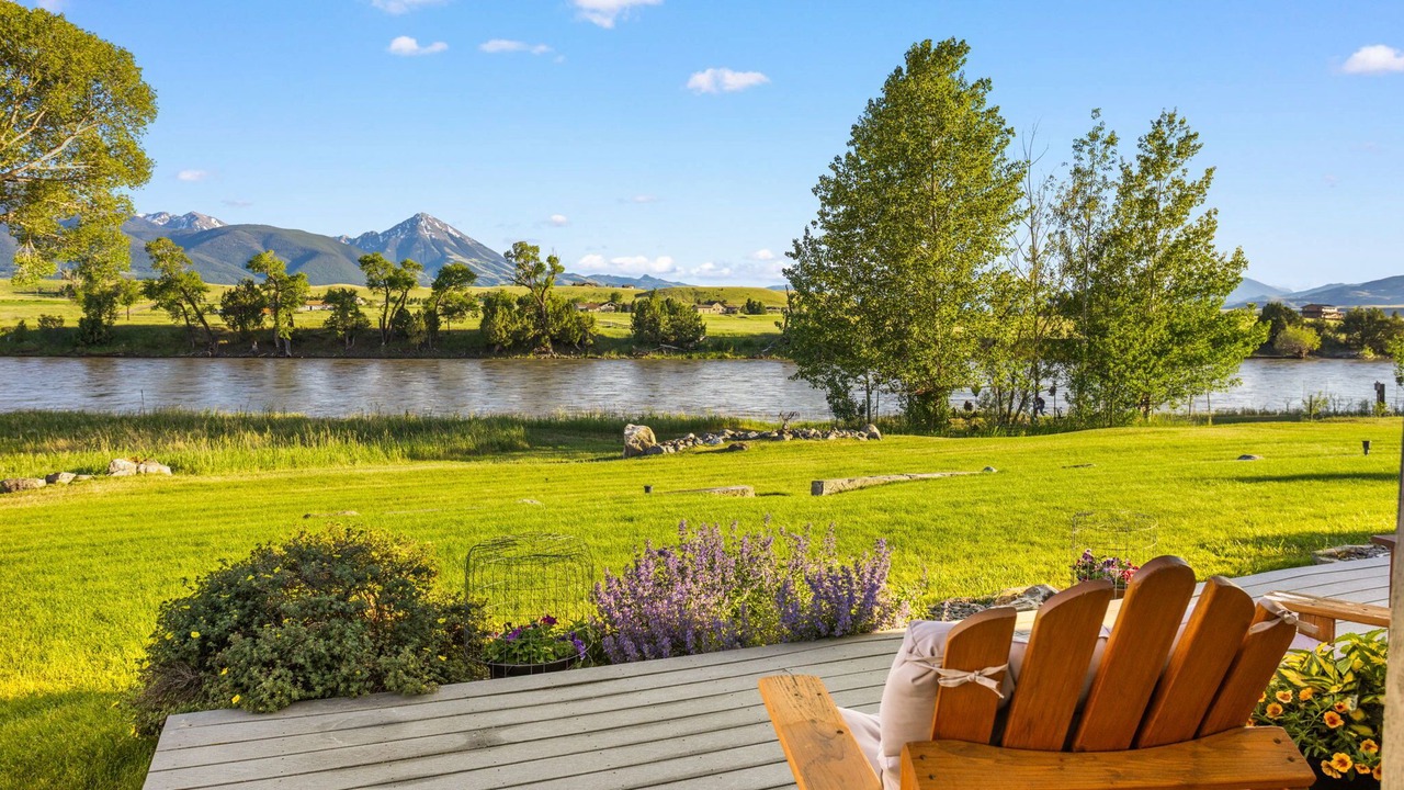 Photo of Outdoor in Emigrant