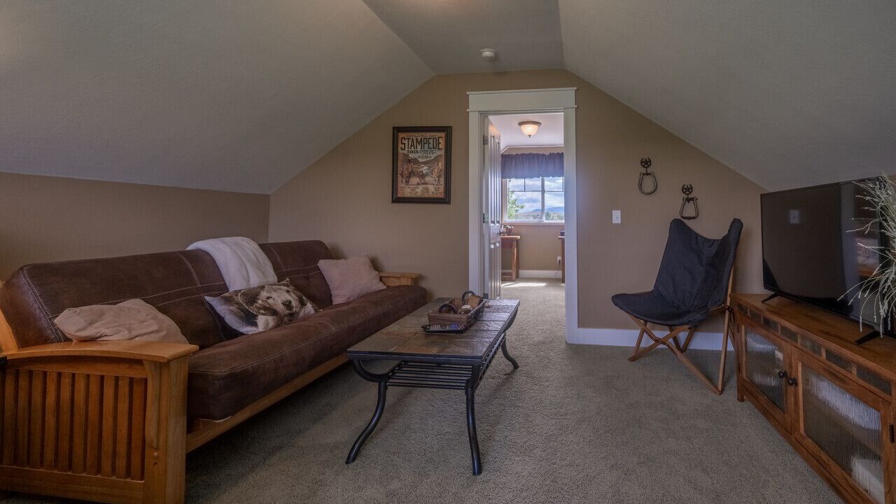 Photo of Livingroom in Livingston