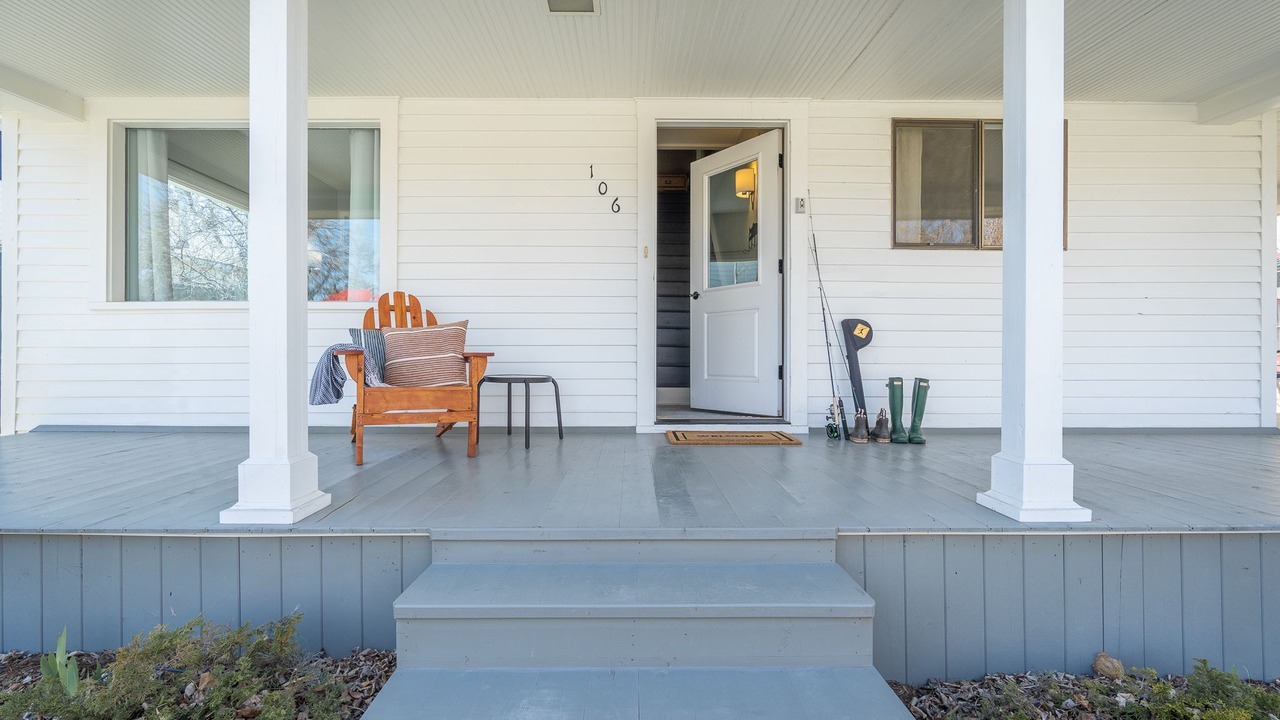 Photo of Outdoor in Livingston