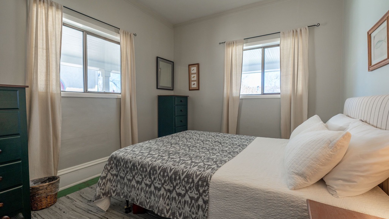 Photo of Bedroom in Livingston